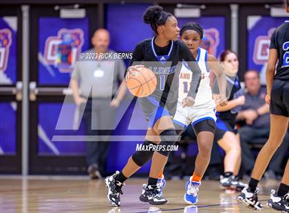 Thumbnail 3 in Grand Oaks vs Aldine (UIL-6A Bi-District Playoffs) photogallery.