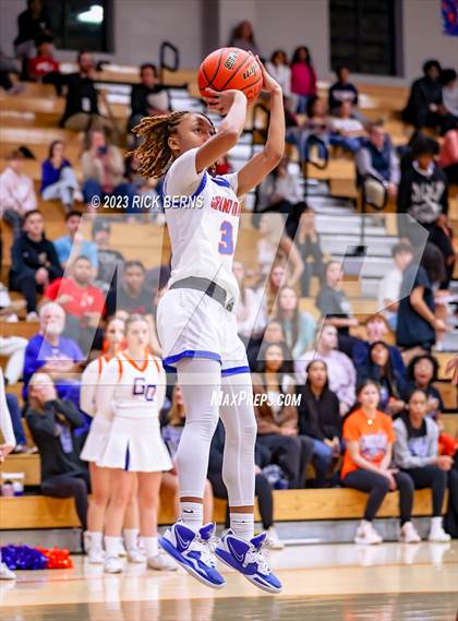 Thumbnail 3 in Grand Oaks vs Aldine (UIL-6A Bi-District Playoffs) photogallery.
