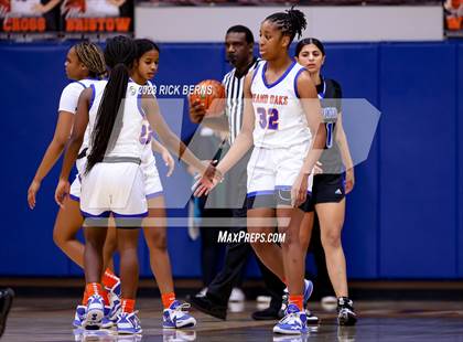 Thumbnail 3 in Grand Oaks vs Aldine (UIL-6A Bi-District Playoffs) photogallery.