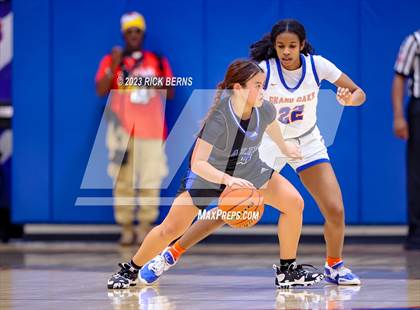 Thumbnail 2 in Grand Oaks vs Aldine (UIL-6A Bi-District Playoffs) photogallery.