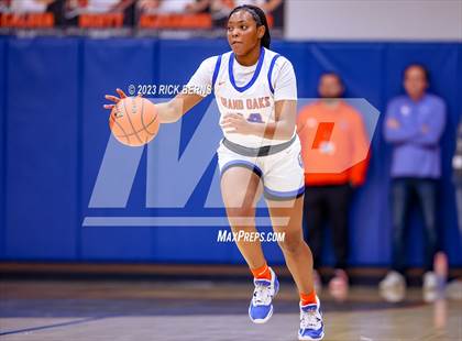 Thumbnail 2 in Grand Oaks vs Aldine (UIL-6A Bi-District Playoffs) photogallery.