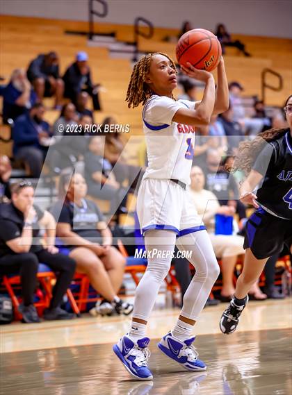 Thumbnail 2 in Grand Oaks vs Aldine (UIL-6A Bi-District Playoffs) photogallery.