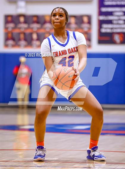 Thumbnail 1 in Grand Oaks vs Aldine (UIL-6A Bi-District Playoffs) photogallery.