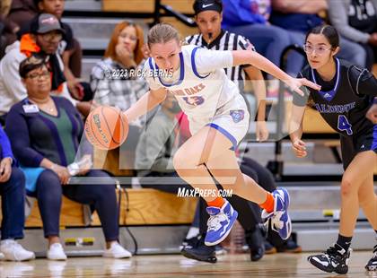 Thumbnail 2 in Grand Oaks vs Aldine (UIL-6A Bi-District Playoffs) photogallery.