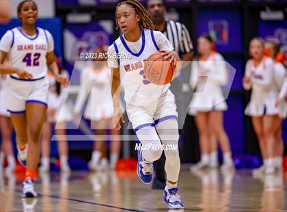 Thumbnail 1 in Grand Oaks vs Aldine (UIL-6A Bi-District Playoffs) photogallery.