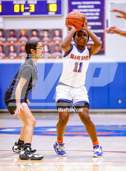 Thumbnail 3 in Grand Oaks vs Aldine (UIL-6A Bi-District Playoffs) photogallery.