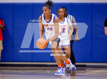 Thumbnail 1 in Grand Oaks vs Aldine (UIL-6A Bi-District Playoffs) photogallery.