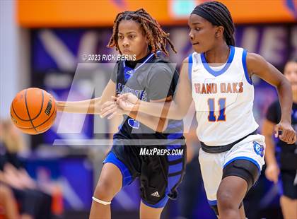 Thumbnail 2 in Grand Oaks vs Aldine (UIL-6A Bi-District Playoffs) photogallery.
