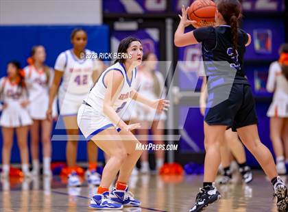 Thumbnail 1 in Grand Oaks vs Aldine (UIL-6A Bi-District Playoffs) photogallery.
