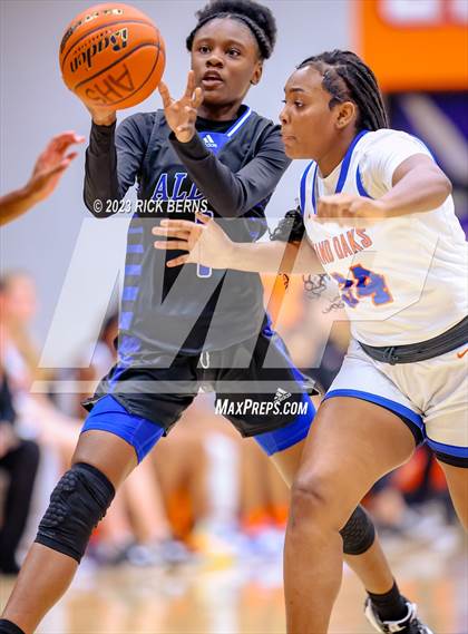 Thumbnail 3 in Grand Oaks vs Aldine (UIL-6A Bi-District Playoffs) photogallery.