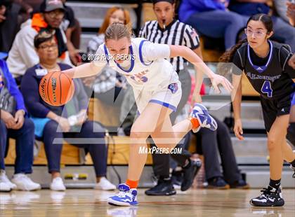 Thumbnail 3 in Grand Oaks vs Aldine (UIL-6A Bi-District Playoffs) photogallery.