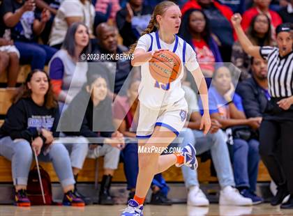 Thumbnail 2 in Grand Oaks vs Aldine (UIL-6A Bi-District Playoffs) photogallery.