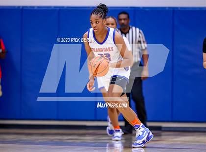 Thumbnail 3 in Grand Oaks vs Aldine (UIL-6A Bi-District Playoffs) photogallery.