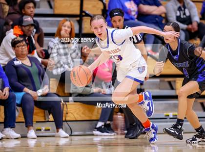 Thumbnail 1 in Grand Oaks vs Aldine (UIL-6A Bi-District Playoffs) photogallery.