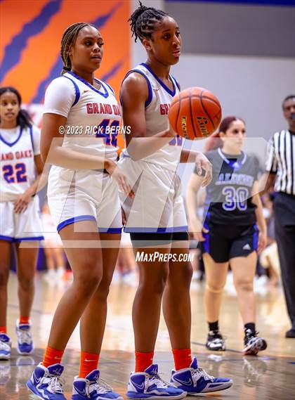 Thumbnail 3 in Grand Oaks vs Aldine (UIL-6A Bi-District Playoffs) photogallery.