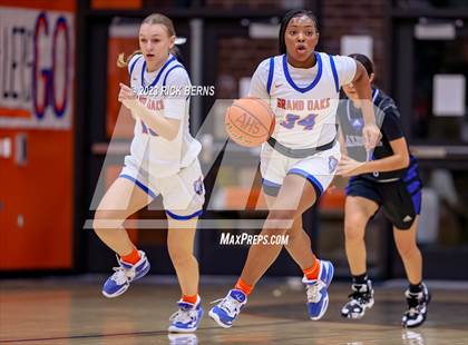 Thumbnail 1 in Grand Oaks vs Aldine (UIL-6A Bi-District Playoffs) photogallery.