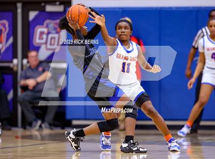 Thumbnail 2 in Grand Oaks vs Aldine (UIL-6A Bi-District Playoffs) photogallery.