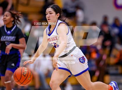Thumbnail 1 in Grand Oaks vs Aldine (UIL-6A Bi-District Playoffs) photogallery.