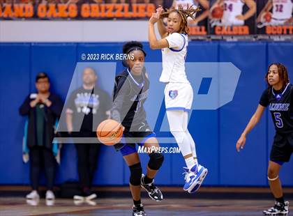 Thumbnail 1 in Grand Oaks vs Aldine (UIL-6A Bi-District Playoffs) photogallery.