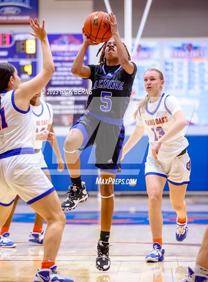 Thumbnail 3 in Grand Oaks vs Aldine (UIL-6A Bi-District Playoffs) photogallery.