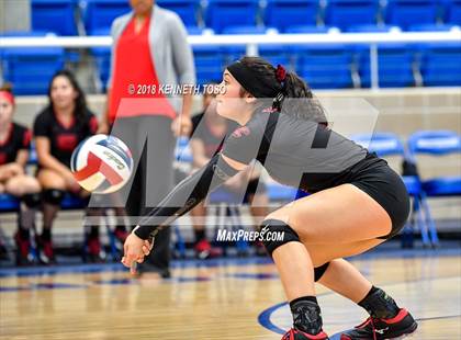 Thumbnail 3 in Clark vs. Stevens photogallery.