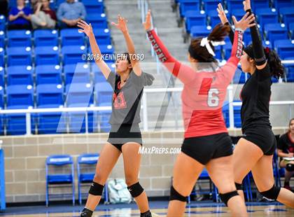 Thumbnail 3 in Clark vs. Stevens photogallery.