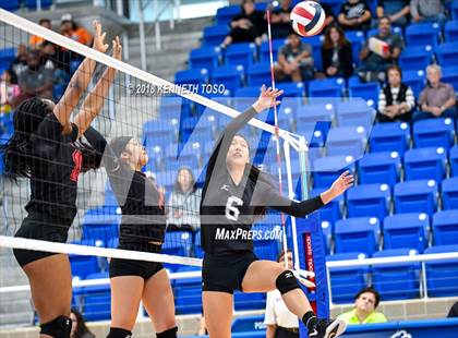 Thumbnail 1 in Clark vs. Stevens photogallery.