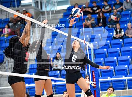 Thumbnail 3 in Clark vs. Stevens photogallery.