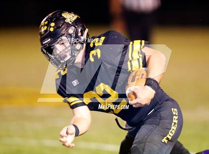 Thumbnail 2 in Berryville @ Prairie Grove photogallery.