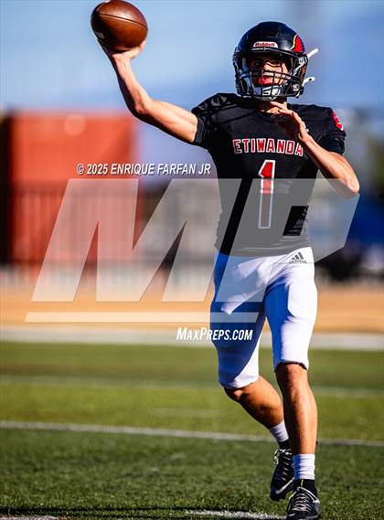 Thumbnail 2 in JV: Upland @ Etiwanda photogallery.