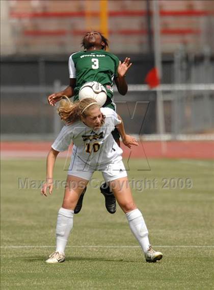Thumbnail 3 in White Oak vs Kings Mountain (NCHSAA 3-A Final) photogallery.