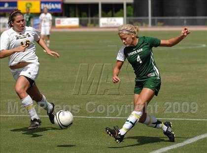Thumbnail 2 in White Oak vs Kings Mountain (NCHSAA 3-A Final) photogallery.