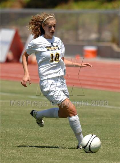 Thumbnail 3 in White Oak vs Kings Mountain (NCHSAA 3-A Final) photogallery.