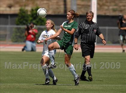 Thumbnail 3 in White Oak vs Kings Mountain (NCHSAA 3-A Final) photogallery.