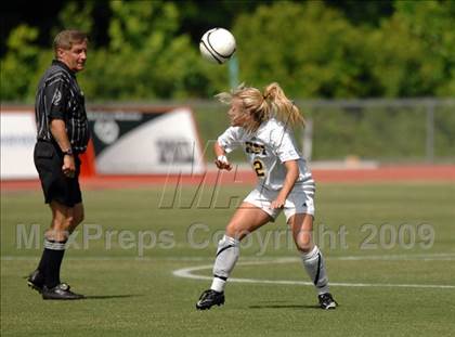 Thumbnail 2 in White Oak vs Kings Mountain (NCHSAA 3-A Final) photogallery.