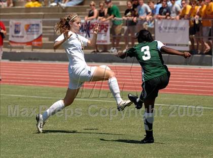 Thumbnail 3 in White Oak vs Kings Mountain (NCHSAA 3-A Final) photogallery.