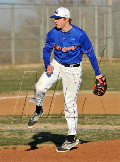 Thumbnail 1 in Covenant Christian vs. Brook Hill (Texas Private School Classic) photogallery.