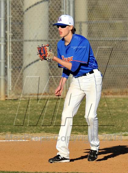 Thumbnail 3 in Covenant Christian vs. Brook Hill (Texas Private School Classic) photogallery.