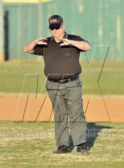 Thumbnail 1 in Covenant Christian vs. Brook Hill (Texas Private School Classic) photogallery.