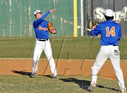 Thumbnail 3 in Covenant Christian vs. Brook Hill (Texas Private School Classic) photogallery.