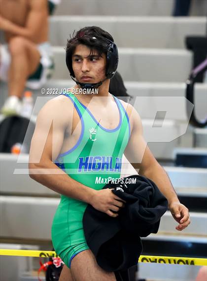 Thumbnail 2 in CIF-CS D4 Section Semifinals photogallery.