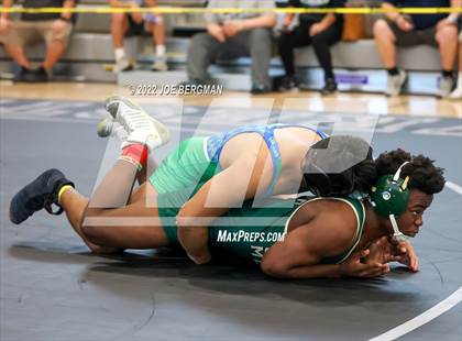 Thumbnail 1 in CIF-CS D4 Section Semifinals photogallery.