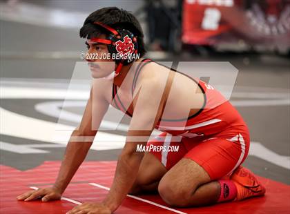 Thumbnail 2 in CIF-CS D4 Section Semifinals photogallery.