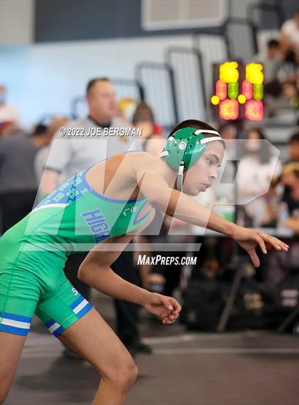 Thumbnail 2 in CIF-CS D4 Section Semifinals photogallery.