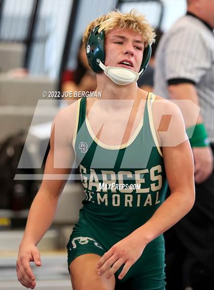 Thumbnail 2 in CIF-CS D4 Section Semifinals photogallery.