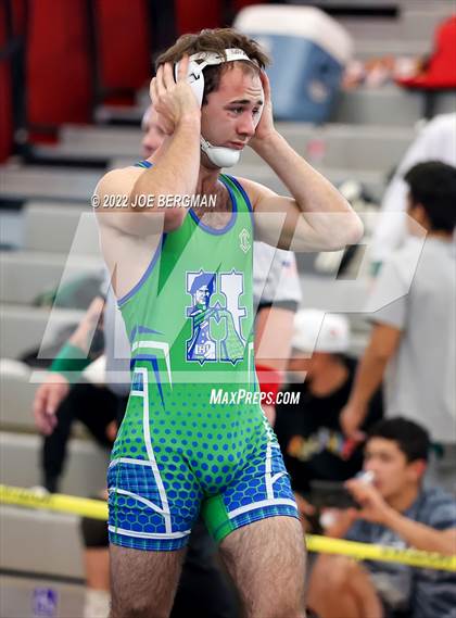 Thumbnail 3 in CIF-CS D4 Section Semifinals photogallery.