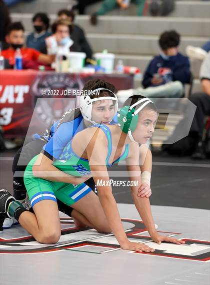 Thumbnail 1 in CIF-CS D4 Section Semifinals photogallery.