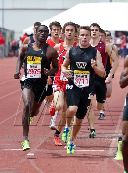 Thumbnail 3 in Arcadia Invitational (800 M Run) photogallery.