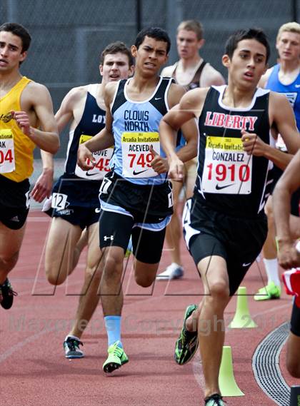Thumbnail 1 in Arcadia Invitational (800 M Run) photogallery.