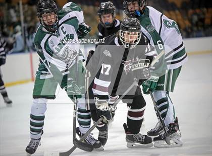 Thumbnail 3 in Verona/Glen Ridge vs Livingston photogallery.
